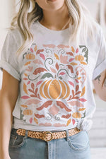 FALL VIBES PUMPKIN Graphic Tee