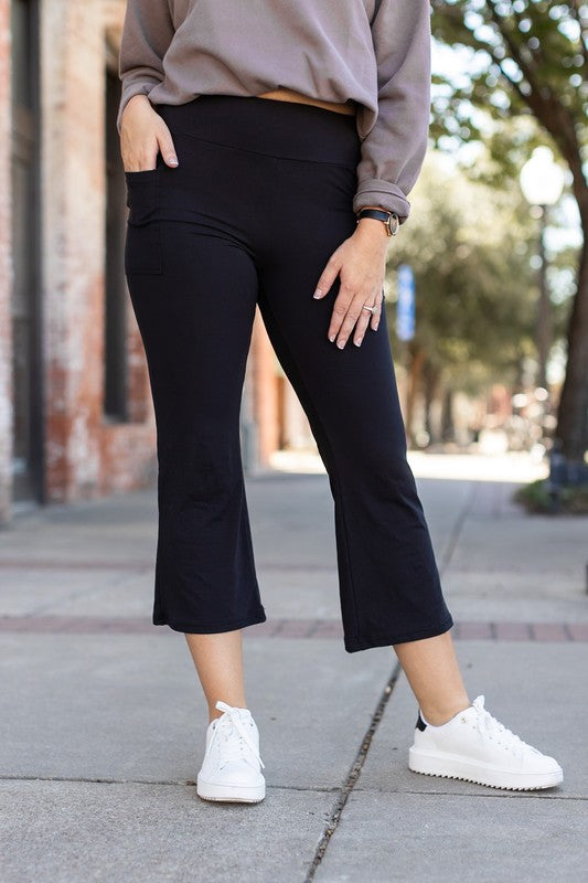 The Delilah - Kick Flare Leggings with Pockets