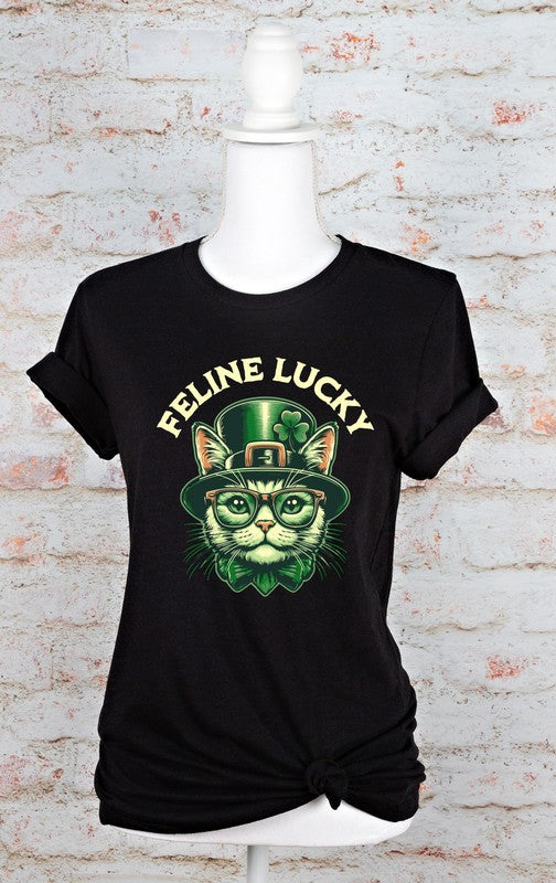 Feline Lucky Graphic Crew Neck Tee