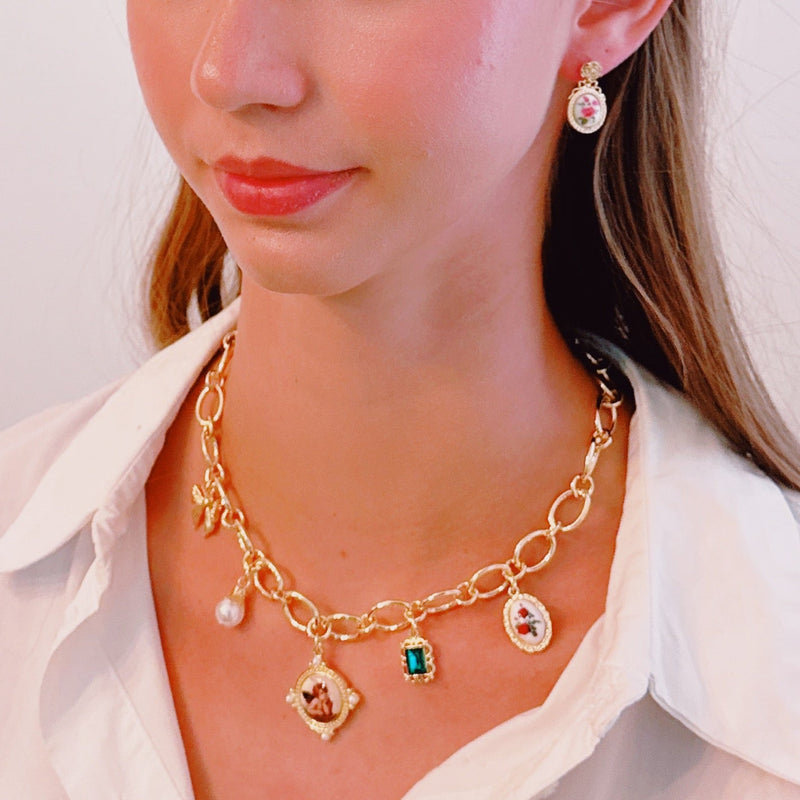 Victorian Rose Charm Drop Earrings – Vintage-Inspired Details