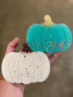 Glitter pumpkin freshie