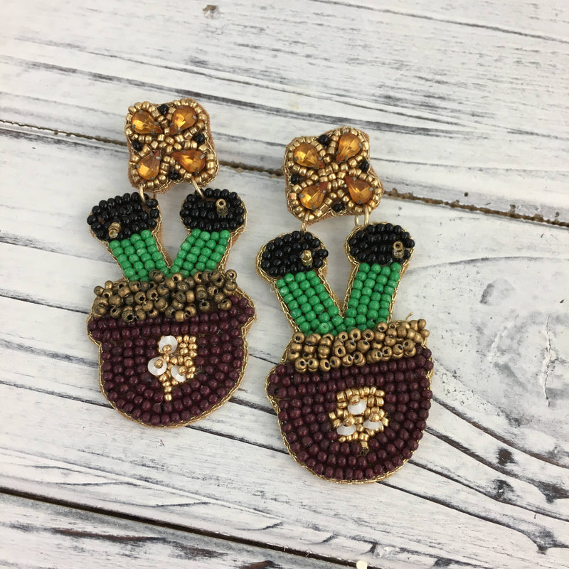 St. Pat's Pot of Gold with Leprechaun Earrings